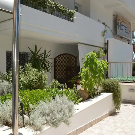 Hotel Chentu Lunas
